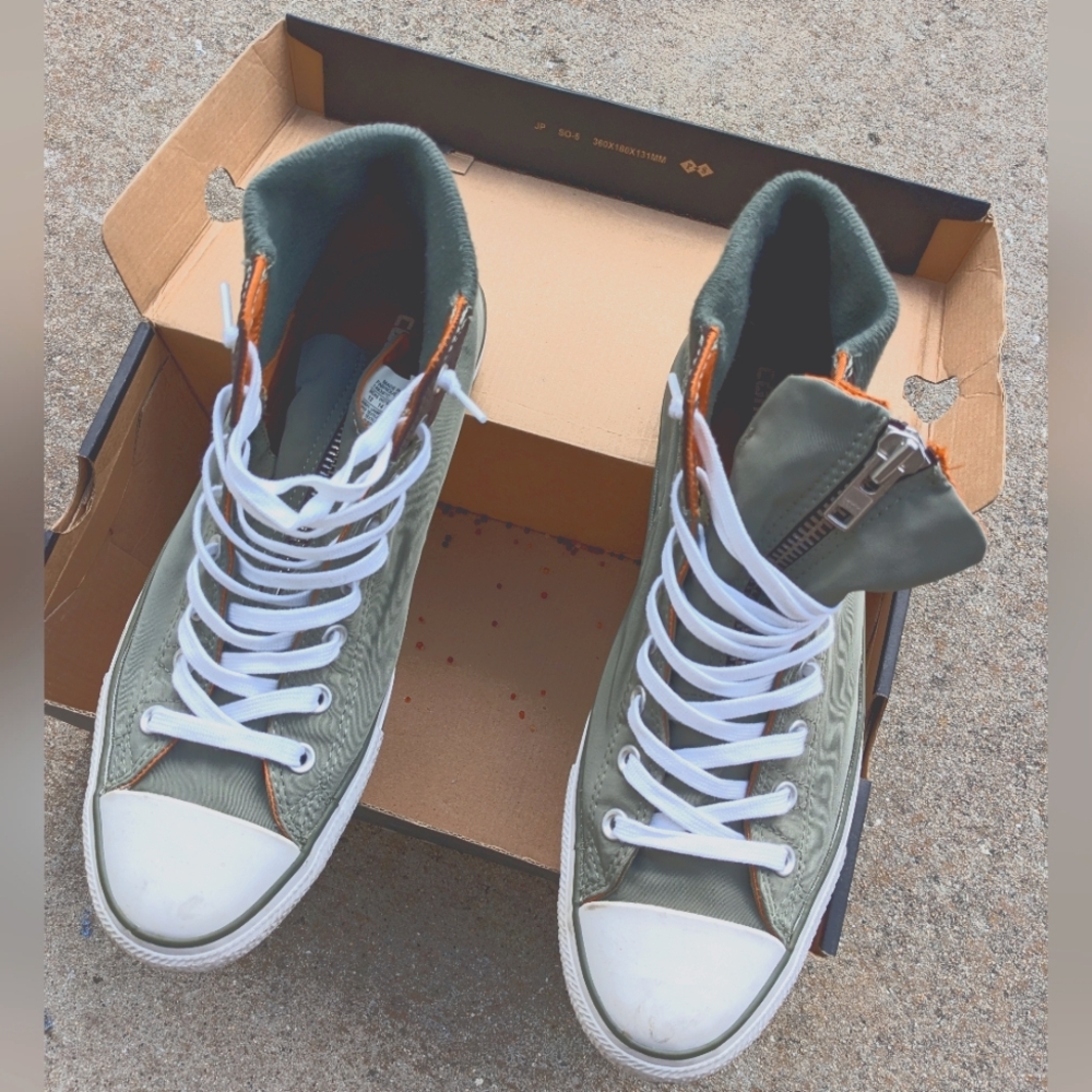 Size 12 converse All Star worn twice